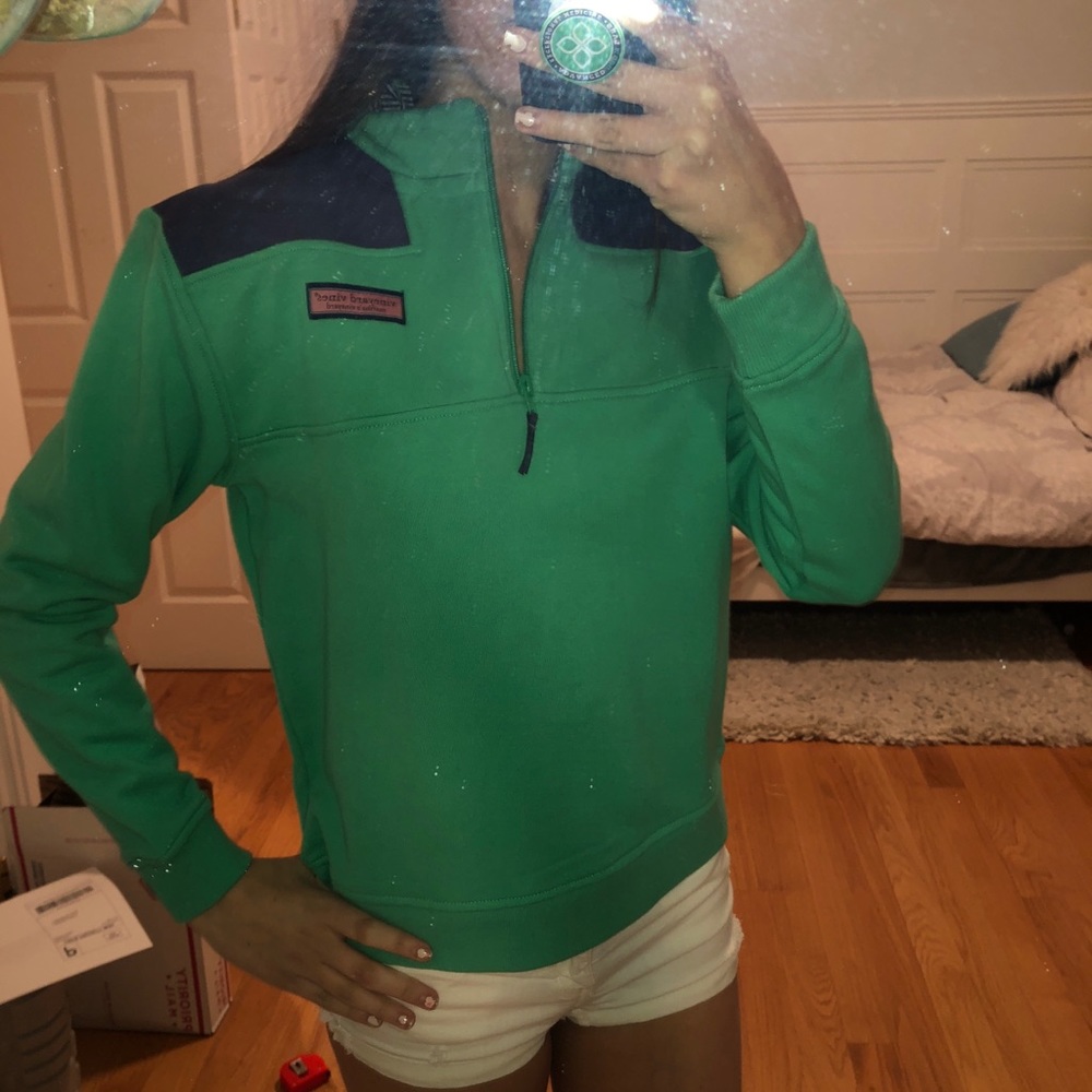 ⭐️Vineyard Vines Shep Shirt, Kids Size LARGE.